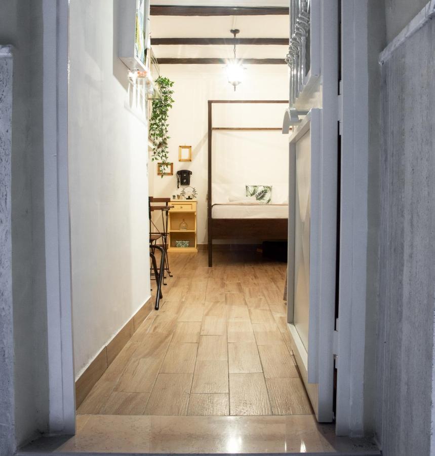 Jungle 13 - Room And Apartments 나폴리 외부 사진