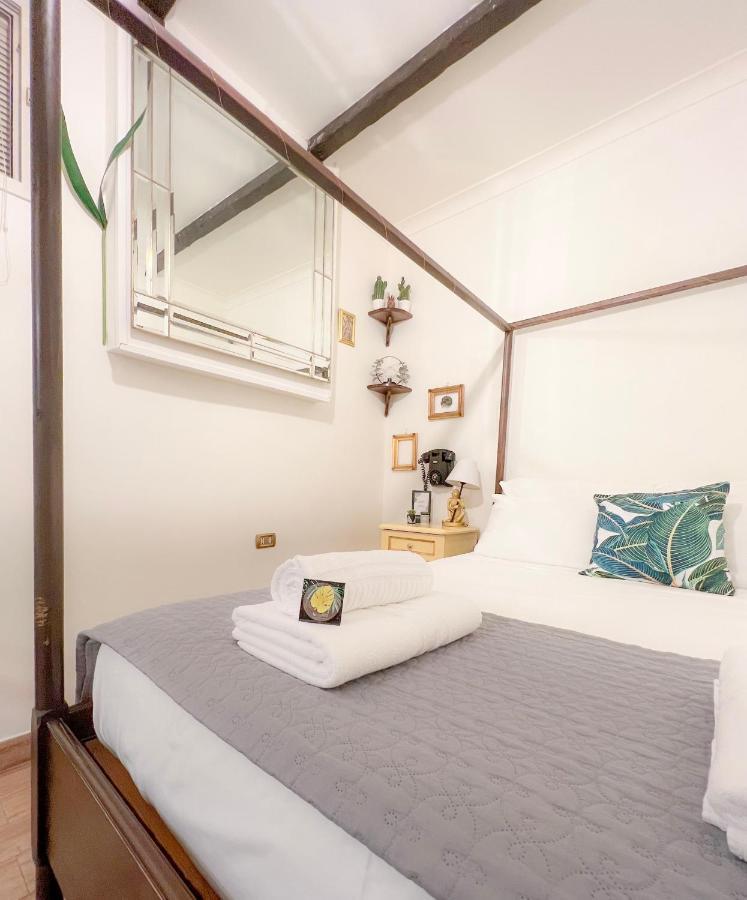 Jungle 13 - Room And Apartments 나폴리 외부 사진
